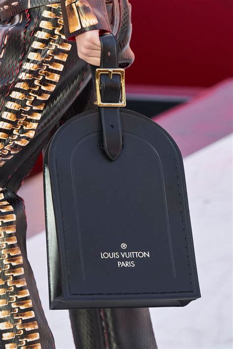 popular handbags 2023
